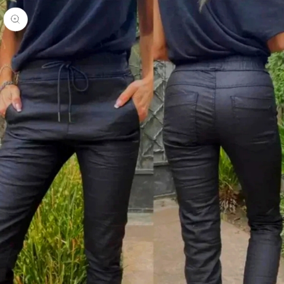 BEVY FLOG Pants - BEVY FLOG NWT Black Eizbel Vegan Leather Joggers size 30